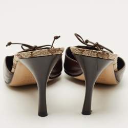 مملوكة مسبقًا Gucci Brown/Beige GG Canvas Pointed Toe Mules Size 40