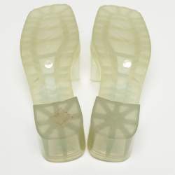 مملوكة مسبقًا Gucci Transparent PVC Embossed Logo Block Heel Slide Sandals Size 38