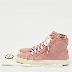 مملوكة مسبقًا حذاء ر�ياضي غوتشي طراز مرتفع من أعلى قماش وجلد GG وردية مقاس 37.5