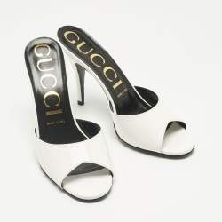Pre Owned Gucci White Patent Leather Slide Sandals Size 38