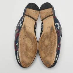 مملوكة مسبقًا أحذية ميول غوتشي برينس تاون جلد كريمي بطبعة زهرية مسطحة مقاس 41.5