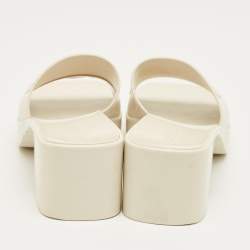 Pre Owned Gucci White Rubber Logo Slide Sandals Size 38