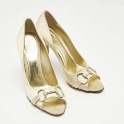 Pre Owned Gucci Beige Satin Horsebit Peep Toe Pumps Size 39