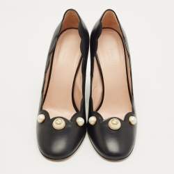 Pre Owned Gucci Black Leather Faux Pearl Embellished Willow Pumps Size 37.5