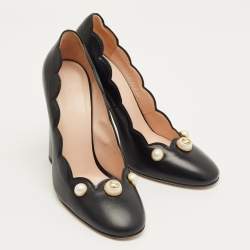 Pre Owned Gucci Black Leather Faux Pearl Embellished Willow Pumps Size 37.5