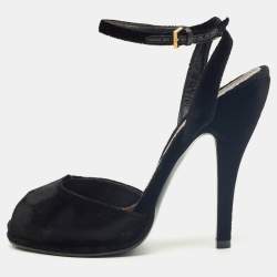 Pre Owned Gucci Black Velvet Peep Toe Ankle Strap Sandals Size 36.5