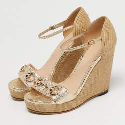 Pre Owned Gucci Gold Foil Leather and Raffia Carolina Horsebit Espadrille Wedge Sandals Size 38.5