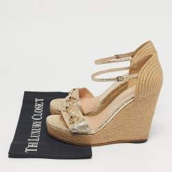 Pre Owned Gucci Gold Foil Leather and Raffia Carolina Horsebit Espadrille Wedge Sandals Size 38.5