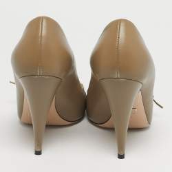 Pre Owned Gucci Green Leather Pointed Toe Pumps Size 39