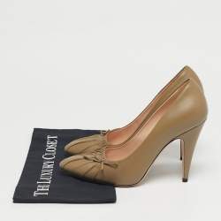 Pre Owned Gucci Green Leather Pointed Toe Pumps Size 39