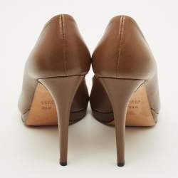 مملوكة مسبقًا Gucci Horsebit Size 39.5 Brown Leather Peep Toe Pumps