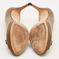 مملوكة مسبقًا Gucci Horsebit Size 39.5 Brown Leather Peep Toe Pumps