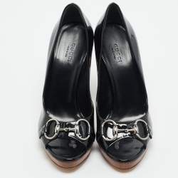 مملوكة مسبقًا Gucci Horsebit Size 37.5 Black Patent Leather Peep Toe Pumps