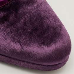 مملوكة مسبقًا Gucci Size 40 Purple Velvet and Mink Fur Ankle Strap Sandals