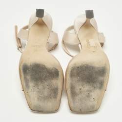 مملوكة مسبقًا صندل كاحل بغوتشي هورسبت ساتان زهري مقاس 39