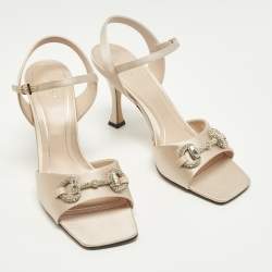 مملوكة مسبقًا صندل كاحل بغوتشي هورسبت ساتان زهري مقاس 39