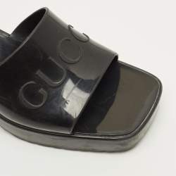 Pre Owned Gucci GG Logo Size 39 Black Rubber Slide Sandals
