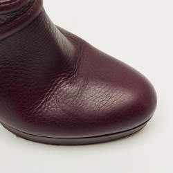 Pre Owned Gucci Size 38 Burgundy Leather Zip Up  Booties