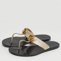 Pre Owned Gucci GG Marmont Size 38.5 Gold Foil Leather Thong Flats Slide