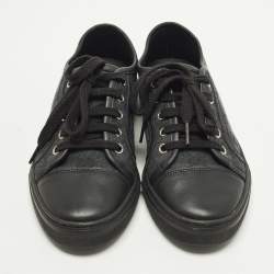 مملوكة مسبقًا حذاء رياضي غوتشي رباط كانفاس GG وجلد رمادي وأسود مقاس 36