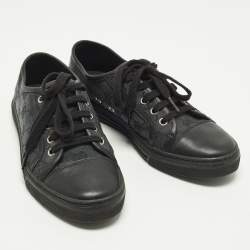 مملوكة مسبقًا حذاء رياضي غوتشي رباط كانفاس GG وجلد رمادي وأسود مقاس 36