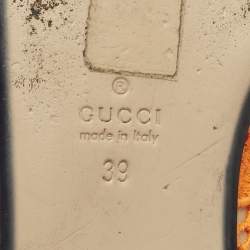 Pre Owned حذاء غوتشي فيلفيت GG أحمر برينس تاون فلات ميوز مقاس 35