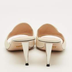 Pre Owned صندل سلايد غوتشي بكعب جلد أبيض مق�اس 38