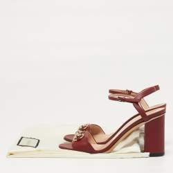 مملوكة مسبقًا Gucci Horsebit Size 36 Burgundy Leather Ankle Strap Sandals