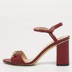 مملوكة مسبقًا Gucci Horsebit Size 36 Burgundy Leather Ankle Strap Sandals