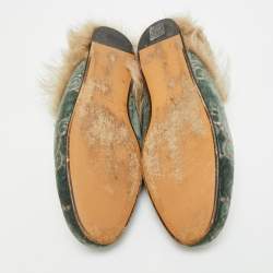 مملوكة مسبقًا Gucci Princetown Size 39.5 Green Fur and Leather Mules