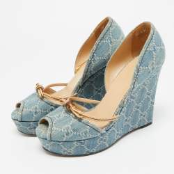 Pre Owned Gucci GG Size 38.5 Blue Bamboo Peep Toe Wedge Pumps