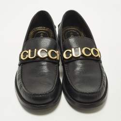 Pre Owned حذاء لوفرز غوتشي سليب أون بشعار كارا مزين جلد أسود مقاس 41