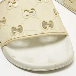 مملوكة مسبقًا Gucci Size 37 Cream GG Rubber Pool Slides 