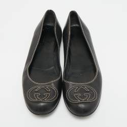 مملوكة مسبقًا Gucci Interlocking GG Size 35.5 Black Leather Ballet Flats