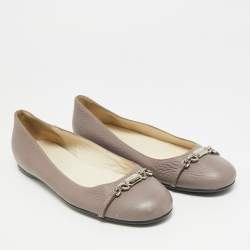 Pre Owned Gucci Size 37 Grey Leather Ballet Flats