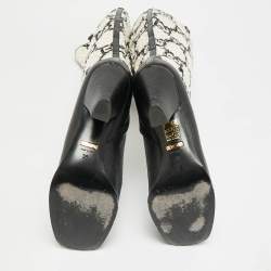 مملوكة مسبقًا حذاء بوت بطول الركبة غوتشي زومي قماش تويد وجلد أسود/أبيض GG مقاس 38