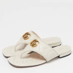 مملوكة مسبقًا Gucci GG Marmont Size 37 White Leather Thong Flat Sandals
