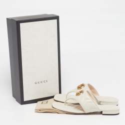 مملوكة مسبقًا Gucci GG Marmont Size 37 White Leather Thong Flat Sandals