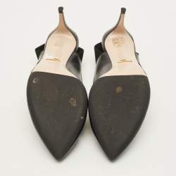 مملوكة مسبقًا Gucci Slyvie Size 38.5 Black Leather Web Slingback Pumps