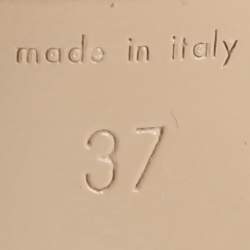 Pre Owned Gucci Size 37 Metallic Leather Ankle Strap Sandals