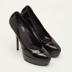 مملوكة مسبقًا Gucci Size 38 Black Leather and Patent Leather Platform Pumps