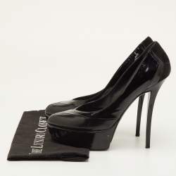 مملوكة مسبقًا Gucci Size 38 Black Leather and Patent Leather Platform Pumps