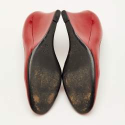 Pre Owned Gucci Size 40.5 Red Patent Leather Round Toe Wedge Pumps