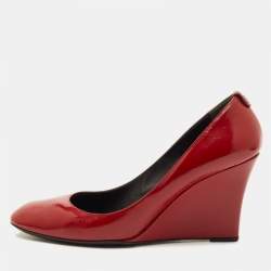 Pre Owned Gucci Size 40.5 Red Patent Leather Round Toe Wedge Pumps