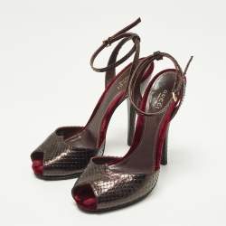 Pre Owned Gucci Size 40 Burgundy Snakeskin Leather Ankle Strap Sandals