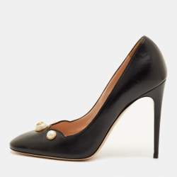 مملوكة مسبقًا Gucci GG Size 39.5 Black Scalloped Leather Pearl Embellished Pumps