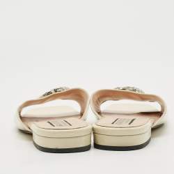 مملوكة مسبقًا حذاء سلايد فلات غوتشي جلد لامع كريم هارلو مقاس 39