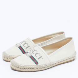 Pre Owned حذاء إسبادريل غوتشي قماش وجلد أبيض مائل للأبيض مع طباعة شعار مقاس 38.5