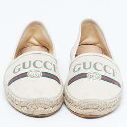 Pre Owned حذاء إسبادريل غوتشي قماش وجلد أبيض مائل للأبيض مع طباعة شعار مقاس 38.5