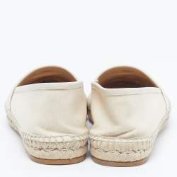 Pre Owned حذاء إسبادريل غوتشي قماش وجلد أبيض مائل للأبيض مع طباعة شعار مقاس 38.5